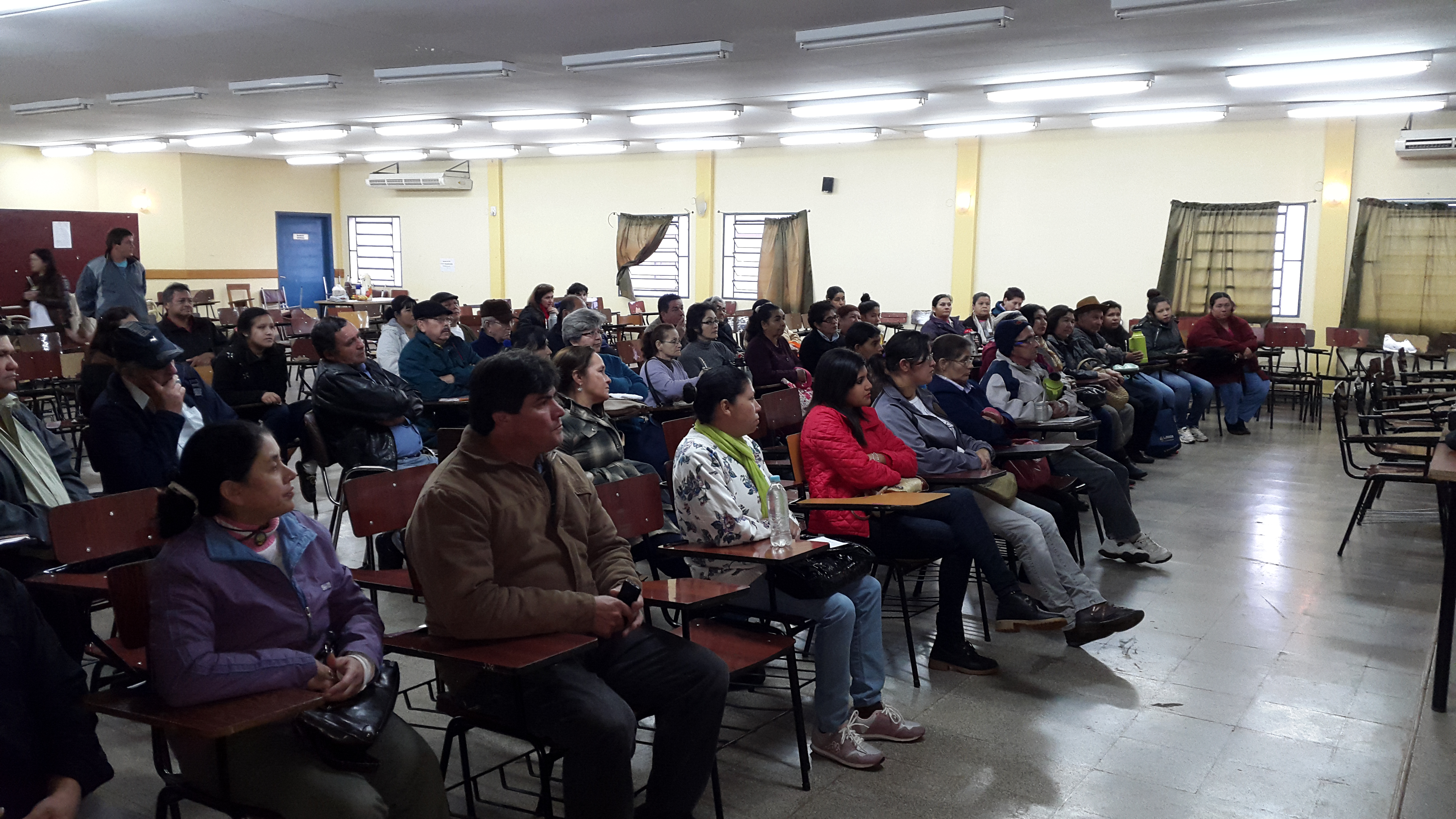 Taller de Nutrición Saludable a Pacientes y Familiares con Diabetes.