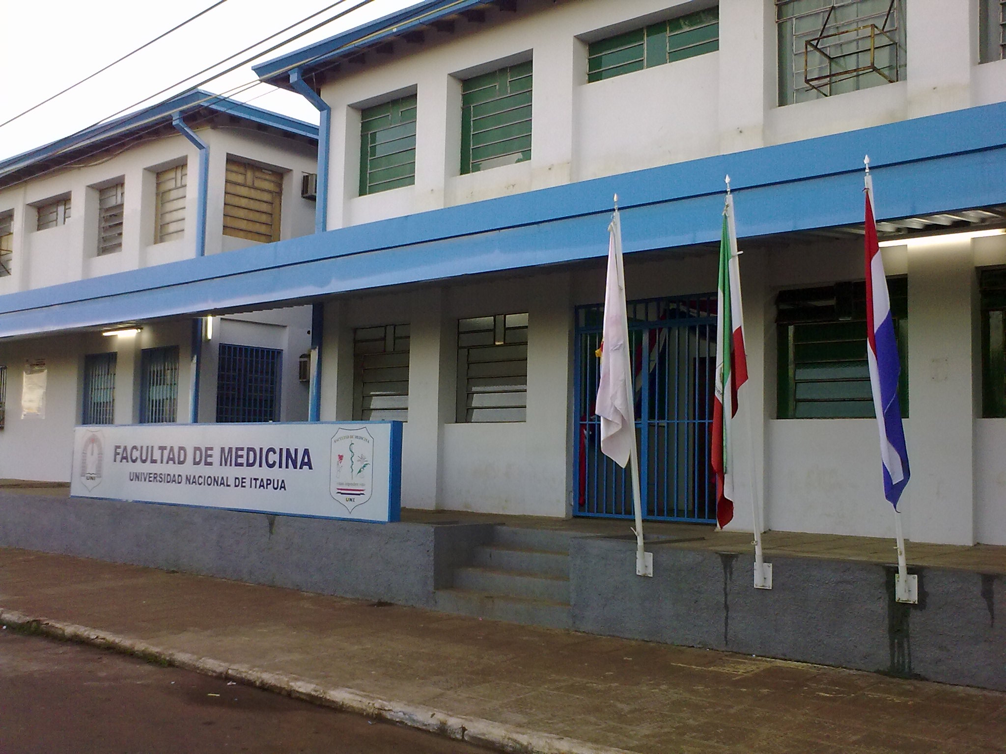 Facultad de Medicina UNI 19 años cumpliendo el Compromiso Asumido por Nuestro Fundadores