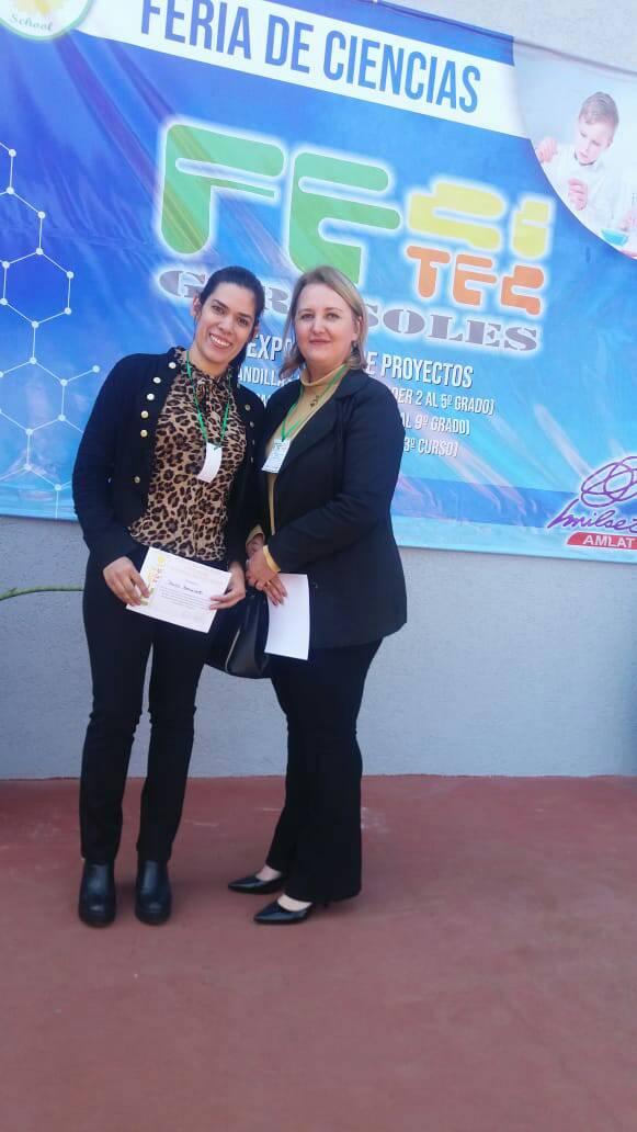 Evaluadoras de Medicina UNI en FECITEC GIRASOLES 2019