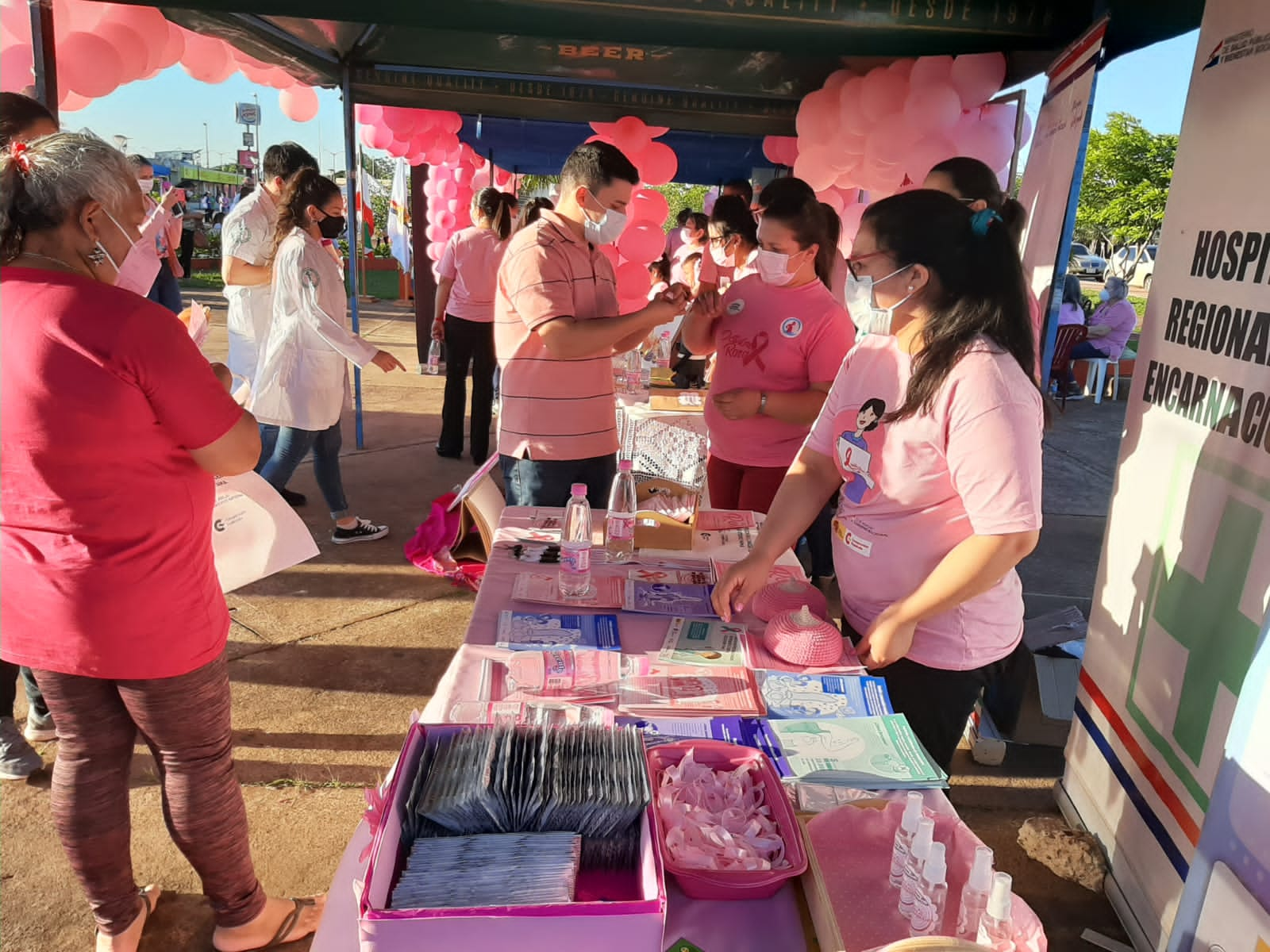 Participación de los Residentes de Ginecología y Obstetricia en el  “Homenaje a las Campeonas “