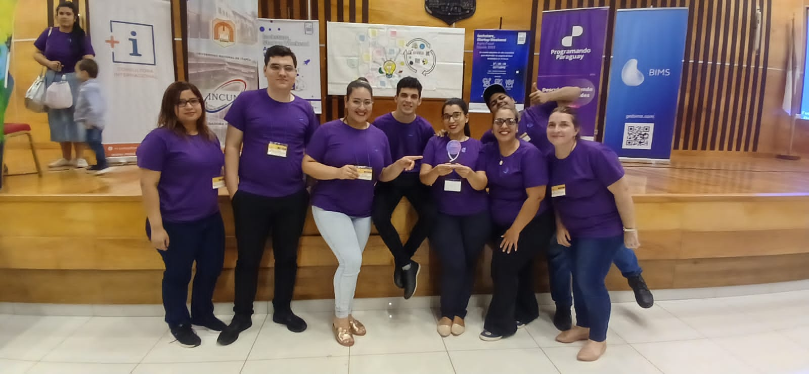 Funcionarias de Medicina UNI logran premio como “Proyecto Destacado” en el Startup Weekend Agro Food Itapúa 2023