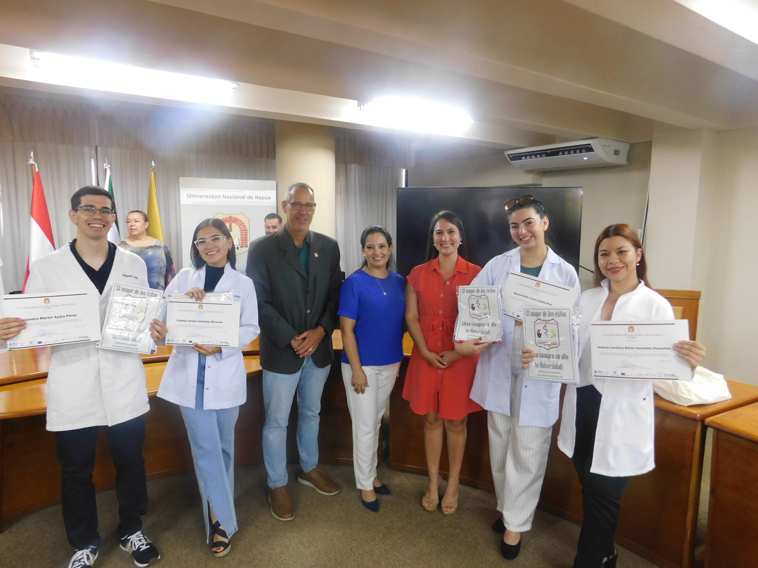 Acto de despedida de los estudiantes de Medicina adjudicados con las becas de movilidad AUGM