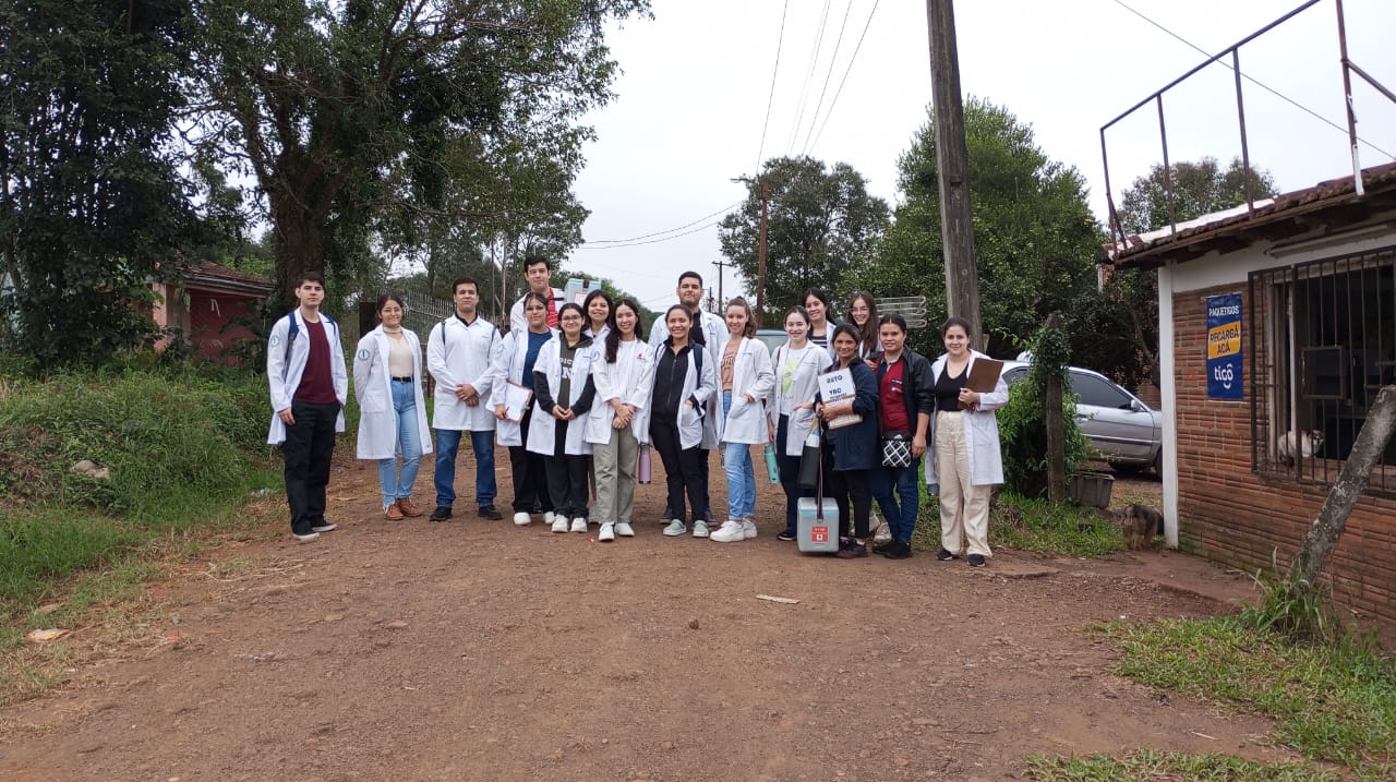 Jornada de Vacunación en el Barrio Chaipé llevada a cabo por Estudiantes del Tercer curso de la Facultad de Medicina (UNI)