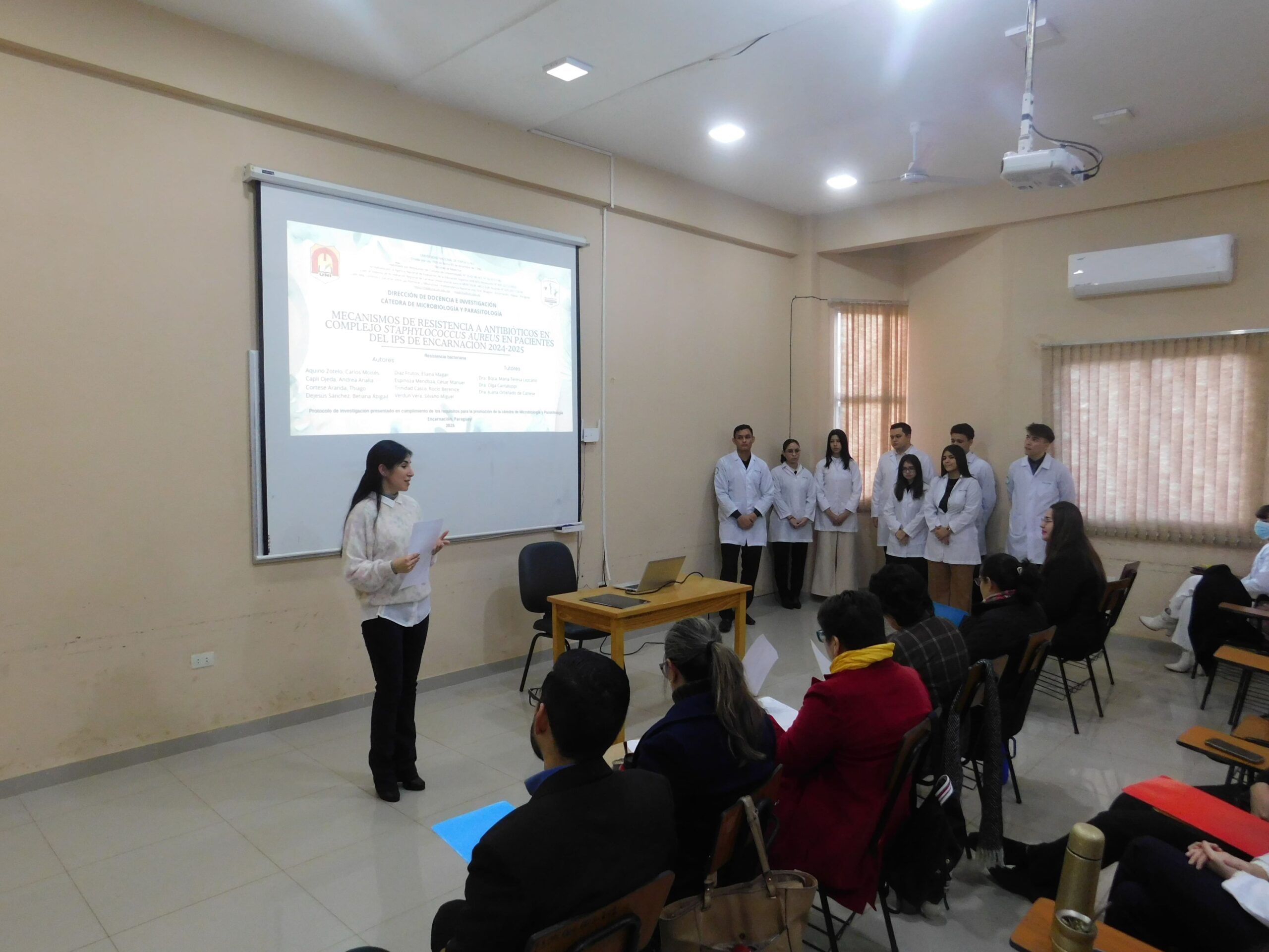Estudiantes de Segundo Curso Presentaron sus Protocolos de Investigación