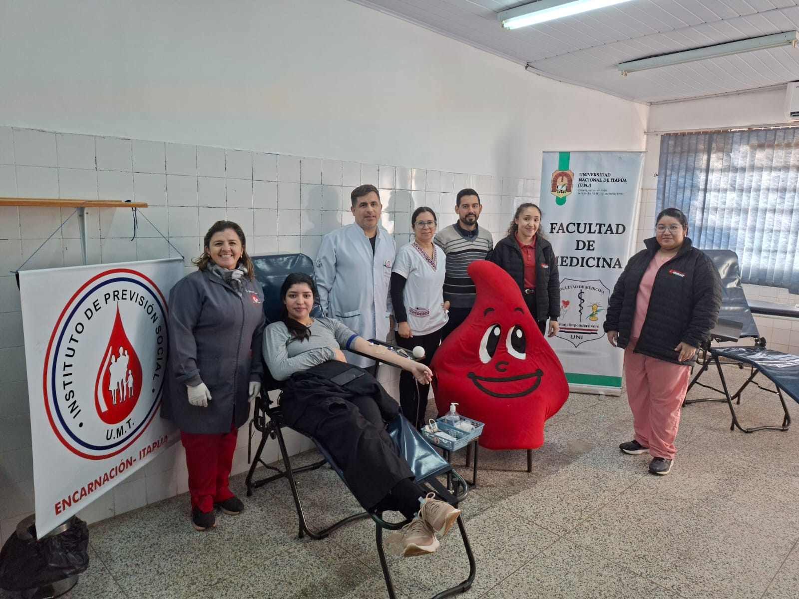 Éxito en la segunda jornada de donación de sangre en la Facultad de Medicina de la UNI