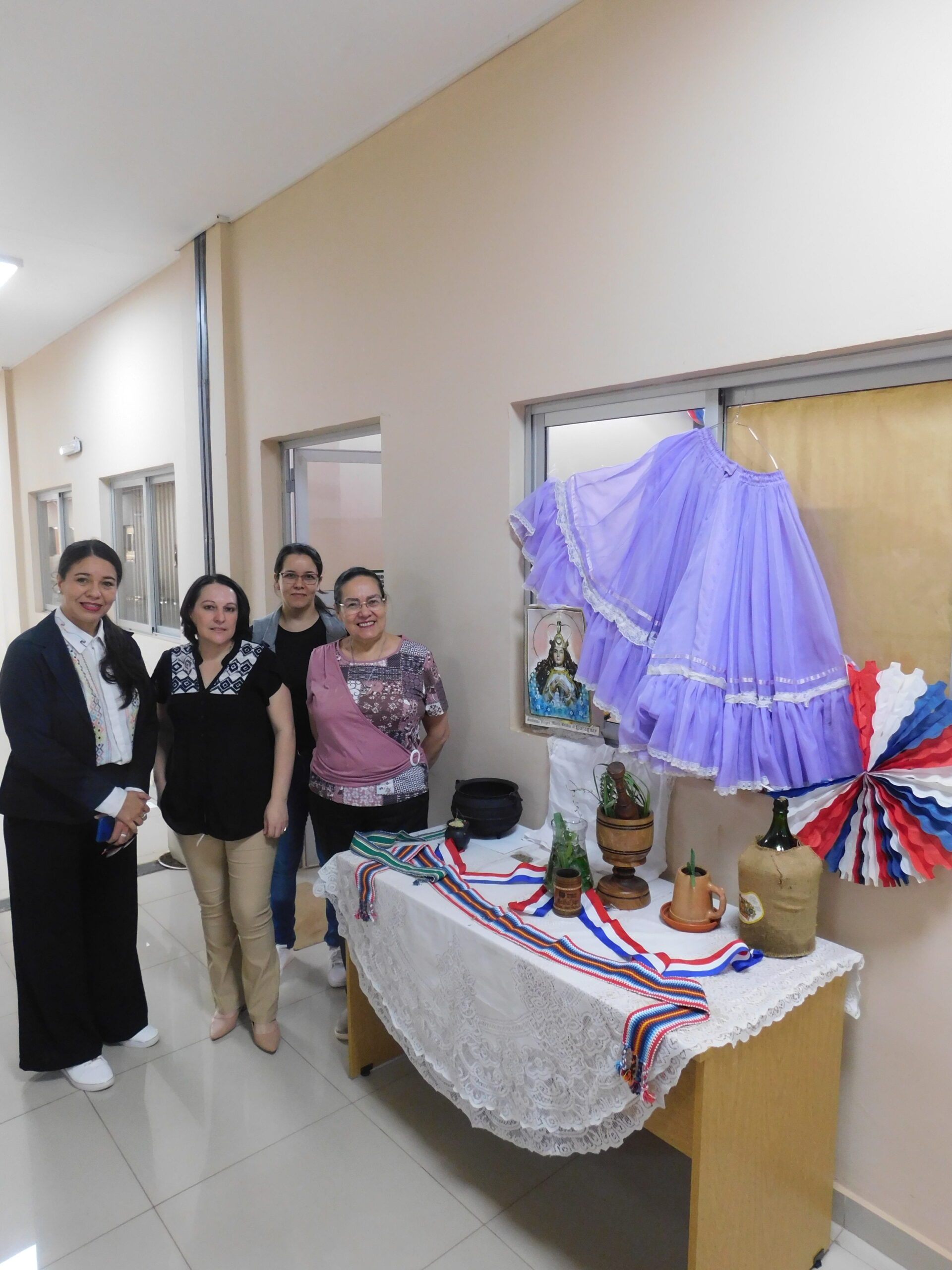 Conmemoración del Día del Folklore Paraguayo y del Idioma Guaraní en la Facultad de Medicina – UNI Conmemoración del Día del Folklore Paraguayo y del Idioma Guaraní en la Facultad de Medicina – UNI