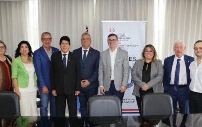 Decano de la Facultad de Medicina de la UNI participó en reunión con ANEAES y ALAFEM.