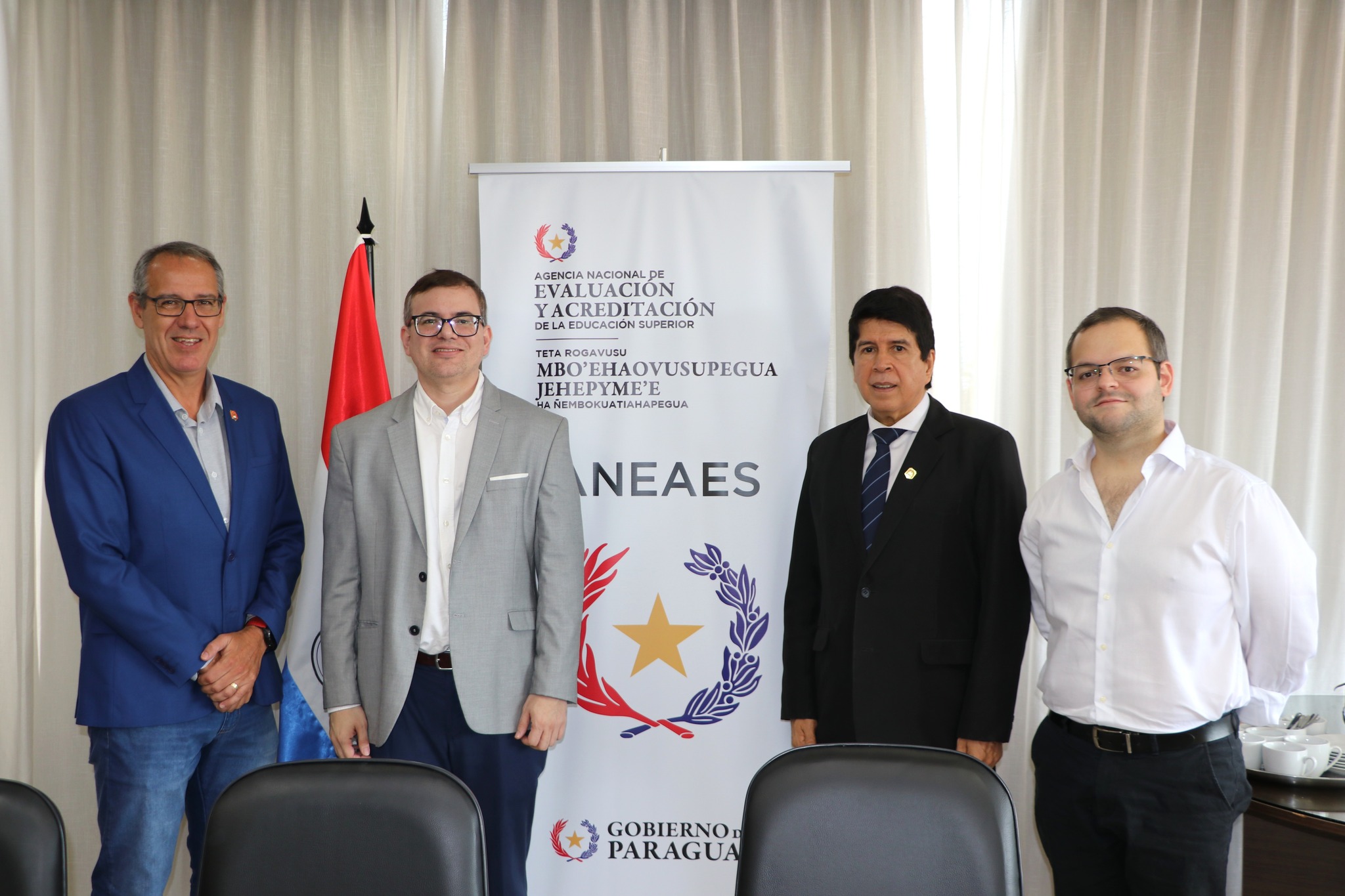 Autoridades de la UNI dialogaron con ANEAES sobre evaluación en la carrera de Medicina.