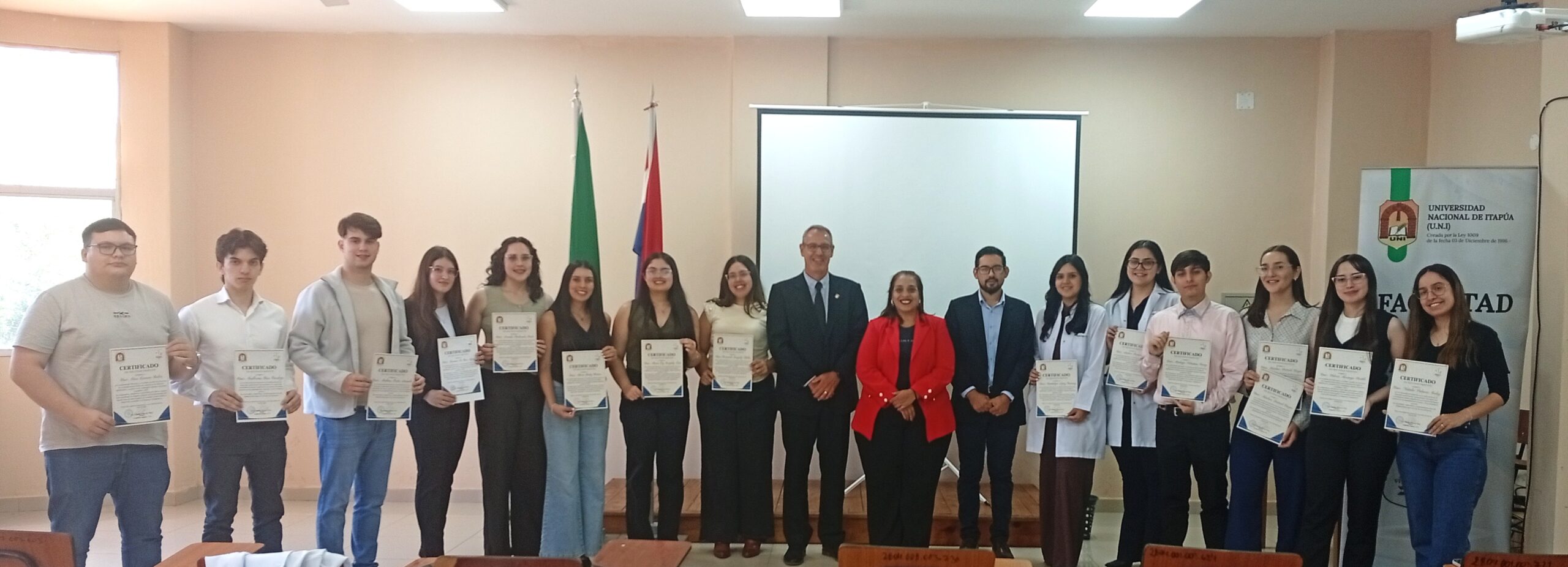 Reconocimiento a representantes estudiantiles.