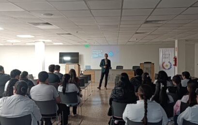 Inicio de clases de Metodología de la Investigación para Especialidades Médicas.