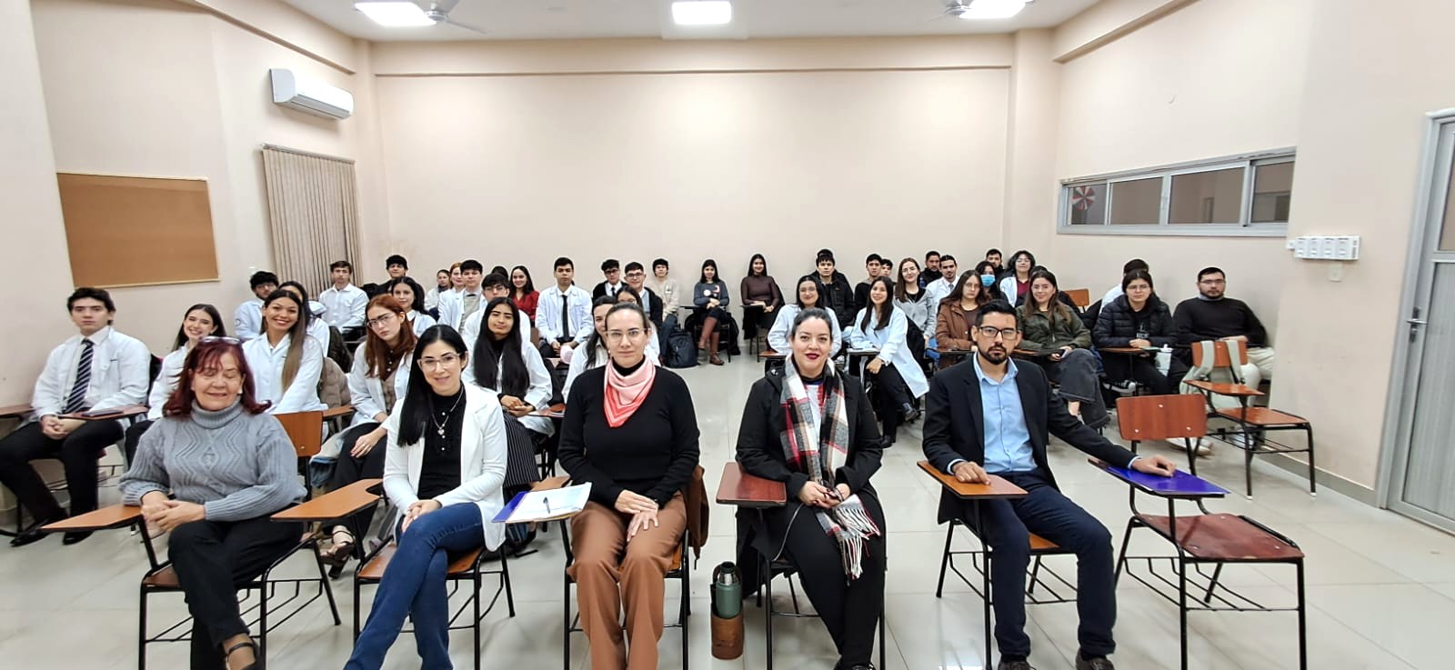 Facultad de Medicina UNI fortalece la iniciación científica con defensas de protocolos de investigación